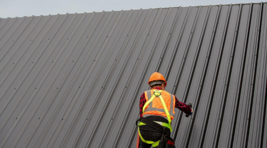 Expert top industrial roofings services in Scarville, IA